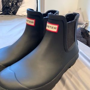 Shortie black Hunter boots SIZE 8